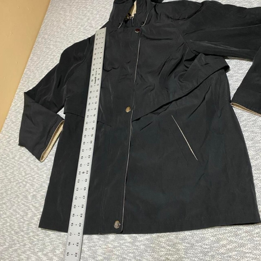 Liz Claiborne black rain jacket with hood full zip up size L. SKU-A729